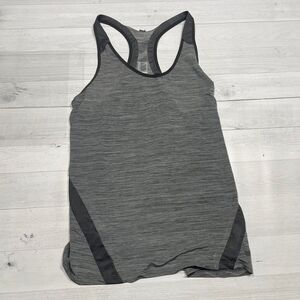 Decathlon women's grey tank size‎ small